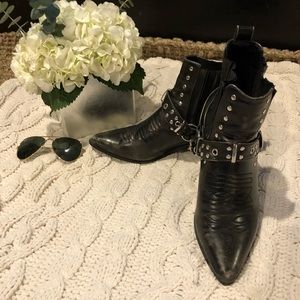 BRAND NEW Black Moto Flat Booties with Chains 8
